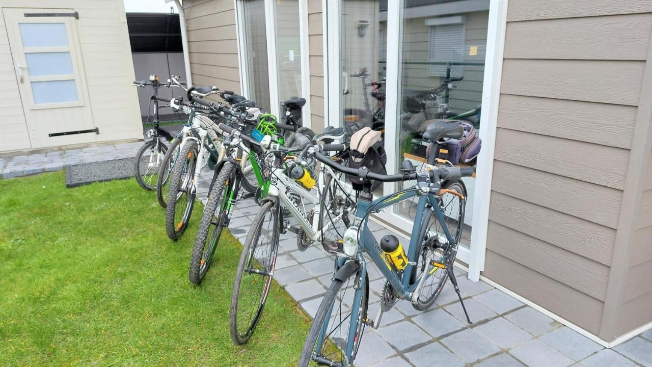 Luxe Cottage Met Fietsen, Airco & Infrarood Cabine Knokke-Heist Bagian luar foto