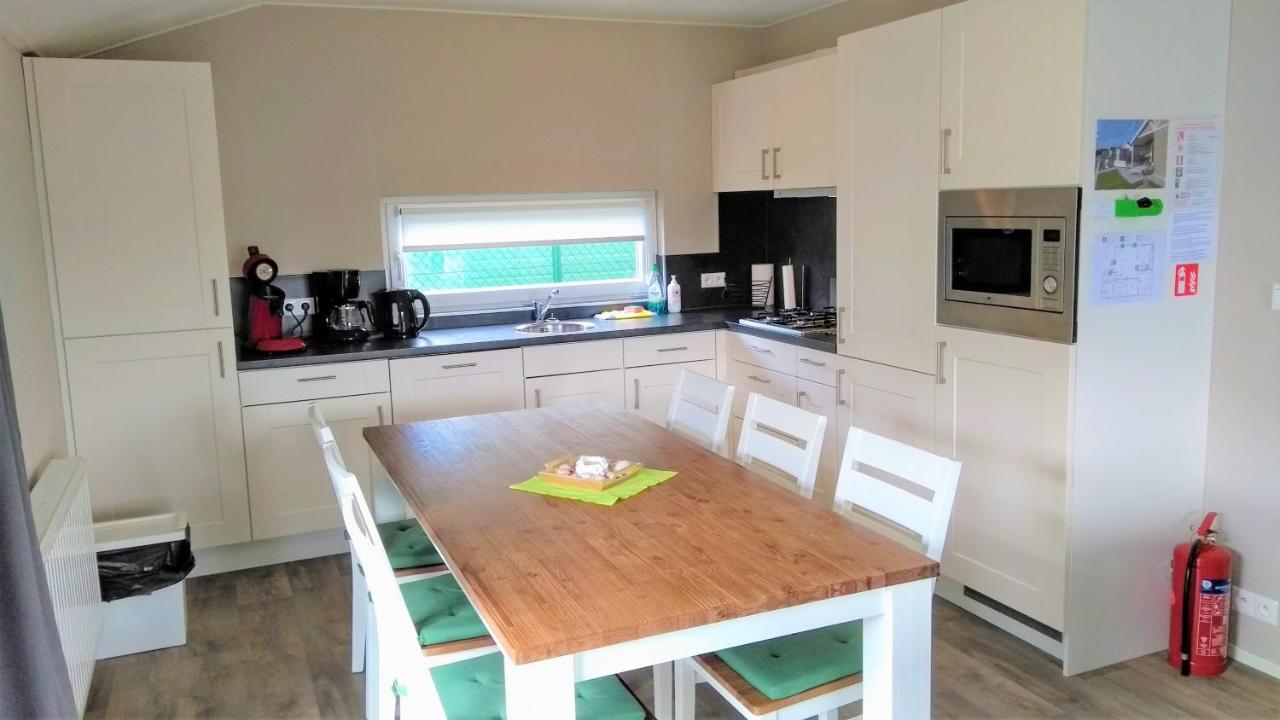 Luxe Cottage Met Fietsen, Airco & Infrarood Cabine Knokke-Heist Bagian luar foto
