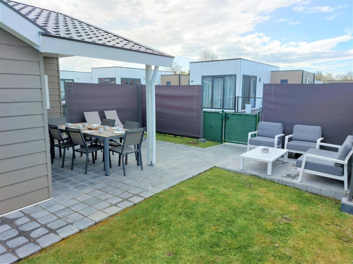 Luxe Cottage Met Fietsen, Airco & Infrarood Cabine Knokke-Heist Bagian luar foto