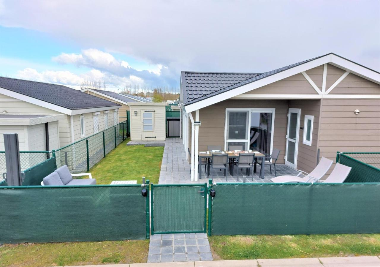 Luxe Cottage Met Fietsen, Airco & Infrarood Cabine Knokke-Heist Bagian luar foto