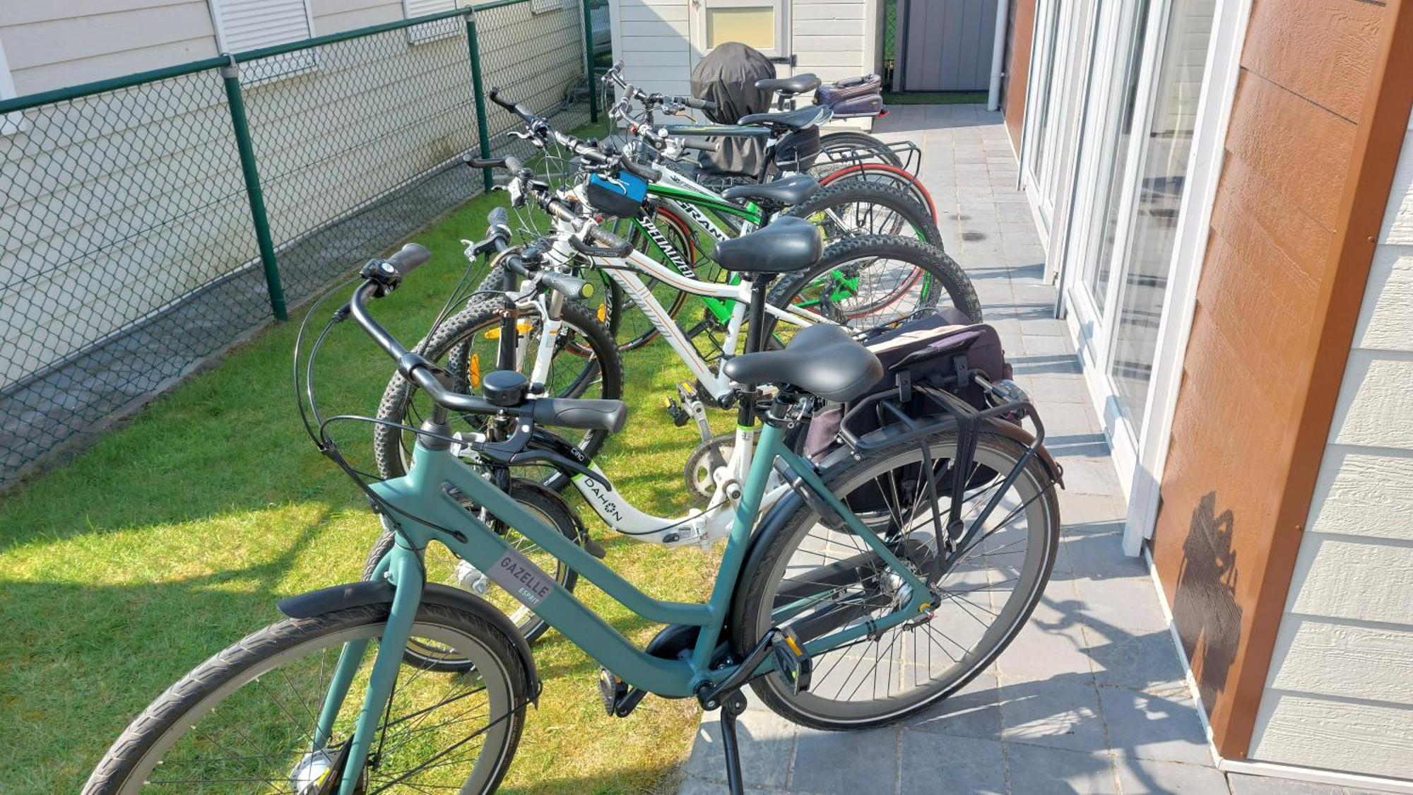 Luxe Cottage Met Fietsen, Airco & Infrarood Cabine Knokke-Heist Bagian luar foto
